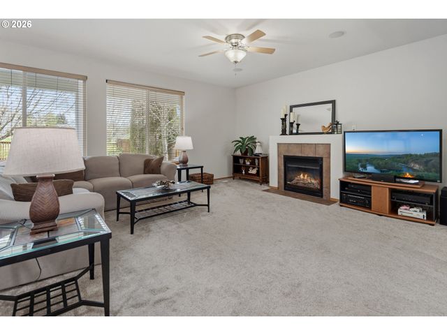 15320 Sw 144TH Ter, Tigard, OR 97224