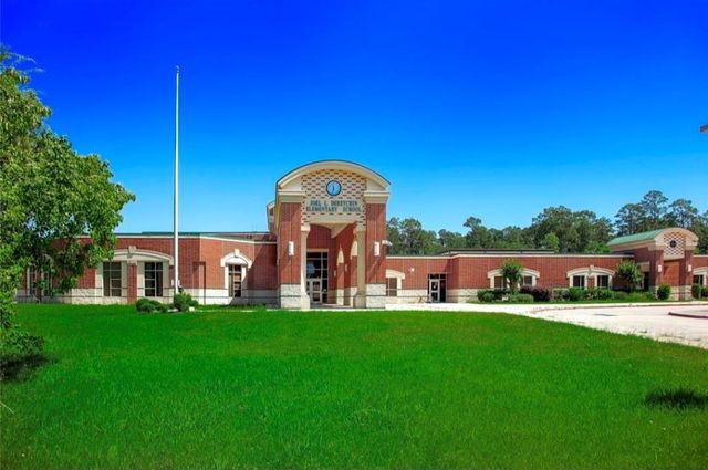 34 Sheltered Arbor Court, The Woodlands, TX 77382