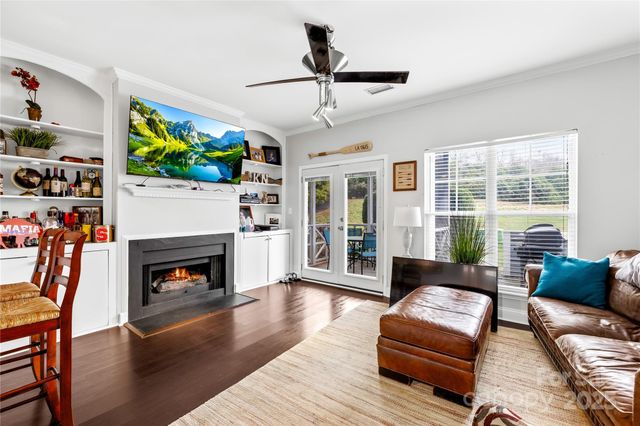 18821 Silver Quay Drive, Cornelius, NC 28031