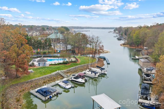 18821 Silver Quay Drive, Cornelius, NC 28031