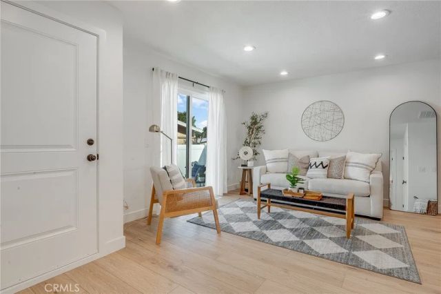 25832 Via Lomas 53, Laguna Hills, CA 92653