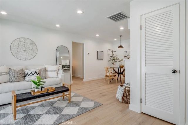 25832 Via Lomas 53, Laguna Hills, CA 92653