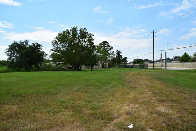 16622 Mclean Road, Pearland, TX 77584