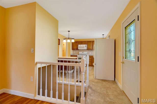 2625 Woodsage Drive, Florissant, MO 63033