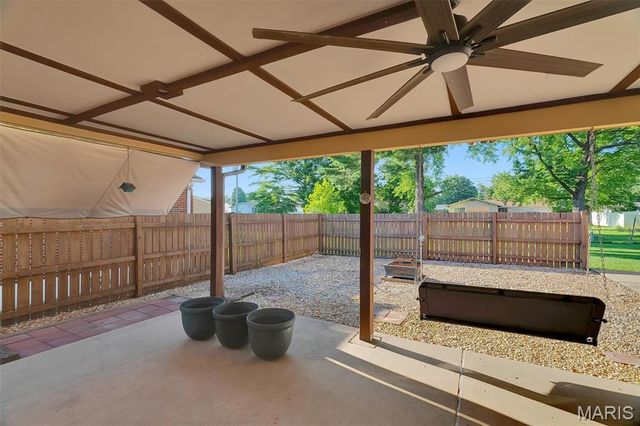 2625 Woodsage Drive, Florissant, MO 63033