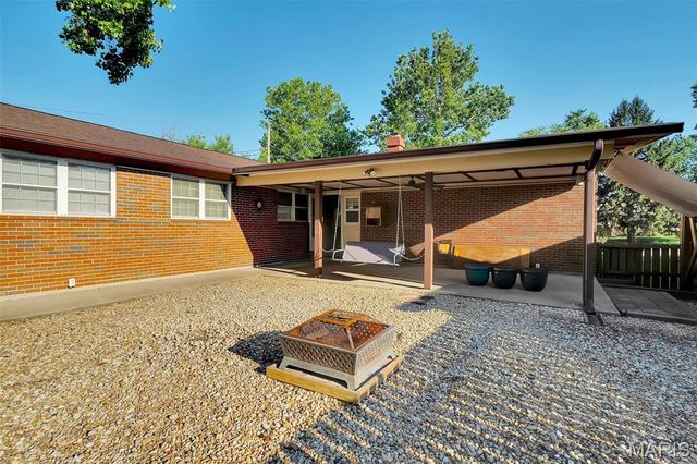 2625 Woodsage Drive, Florissant, MO 63033