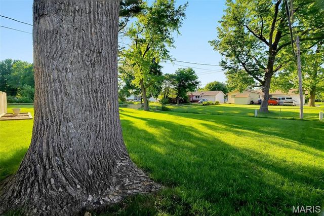 2625 Woodsage Drive, Florissant, MO 63033