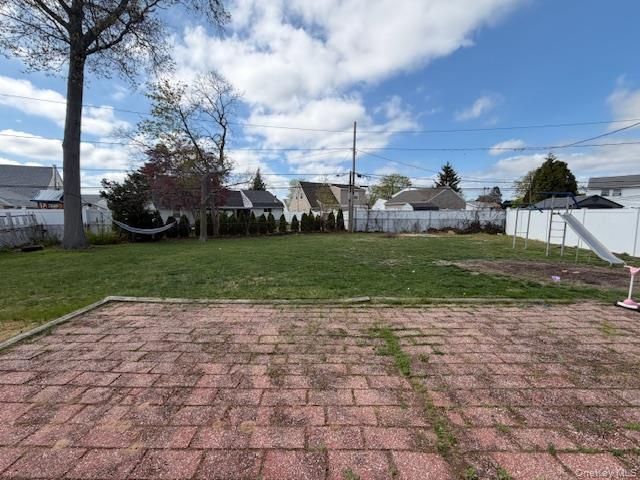 176 Kingfisher Road, Levittown, NY 11756