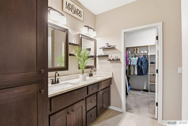 17122 Potter Street, Bennington, NE 68007