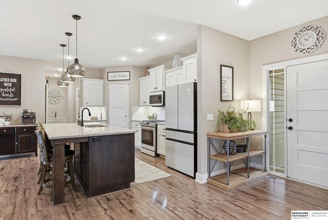 17122 Potter Street, Bennington, NE 68007