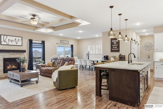 17122 Potter Street, Bennington, NE 68007