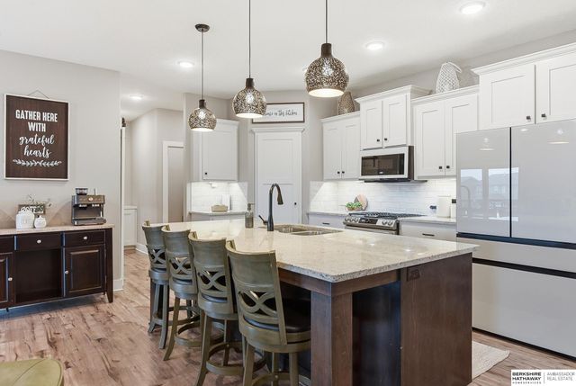 17122 Potter Street, Bennington, NE 68007