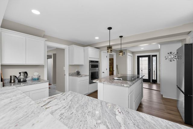 8125 W Long Lake Drive, Pavilion Twp, MI 49048