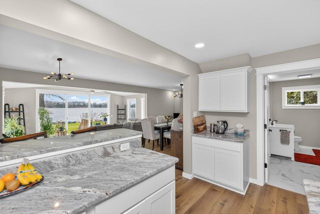 8125 W Long Lake Drive, Pavilion Twp, MI 49048