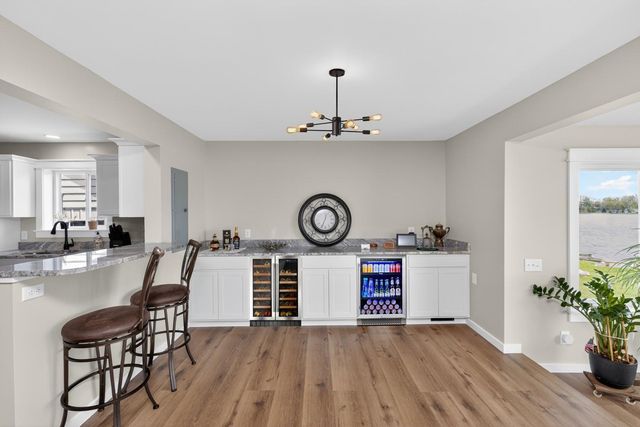 8125 W Long Lake Drive, Pavilion Twp, MI 49048