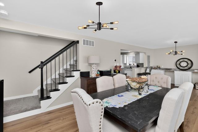 8125 W Long Lake Drive, Pavilion Twp, MI 49048