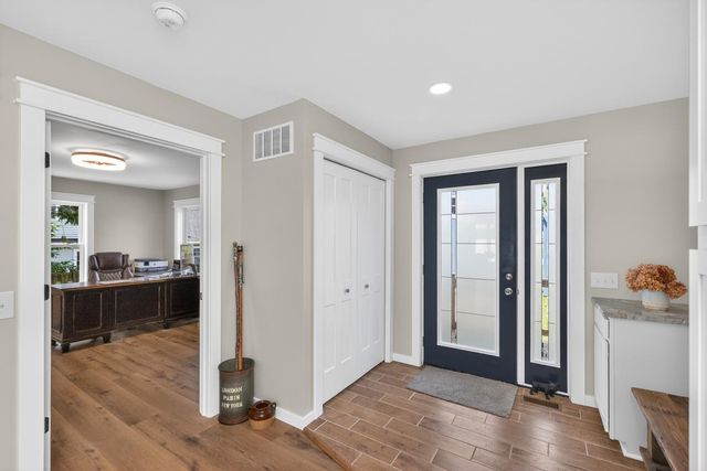 8125 W Long Lake Drive, Pavilion Twp, MI 49048