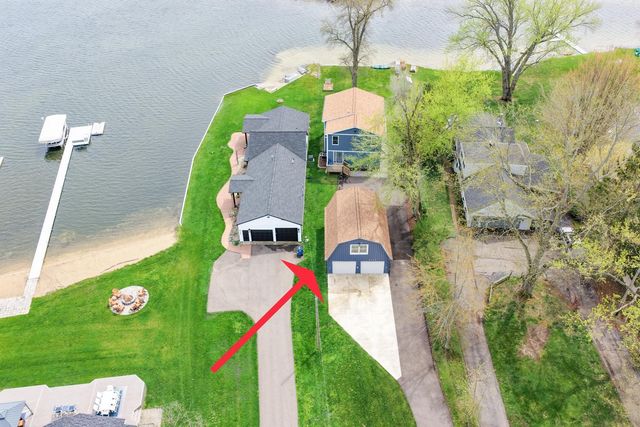 8125 W Long Lake Drive, Pavilion Twp, MI 49048