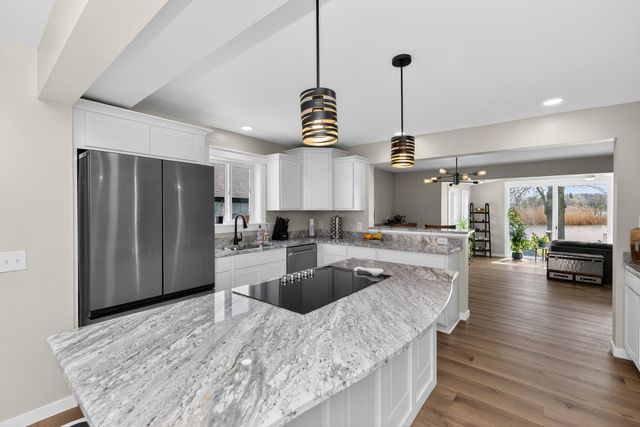 8125 W Long Lake Drive, Pavilion Twp, MI 49048