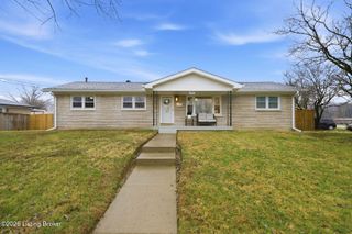 11815 Mahogany Dr, Louisville, KY 40272