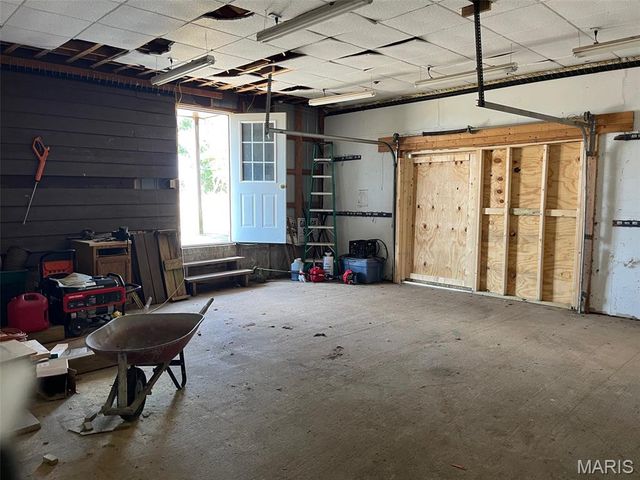 1507 Highway OO, Fredericktown, MO 63645