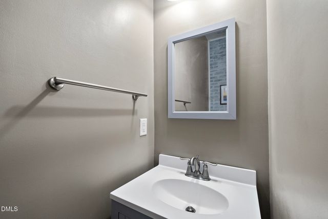 3430 Jordan Shires Drive, New Hill, NC 27562