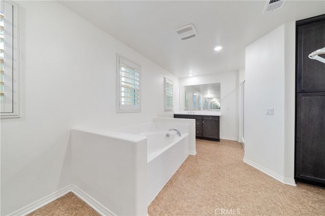 4974 Deer Grass Drive, Fontana, CA 92336