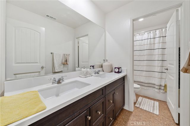 4974 Deer Grass Drive, Fontana, CA 92336