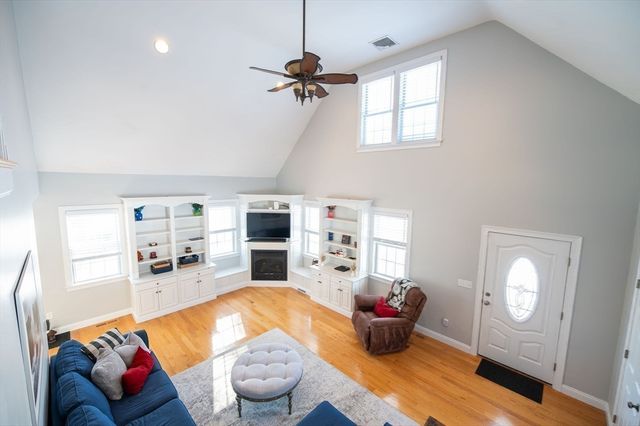 14 Ferry Street, Marshfield, MA 02050