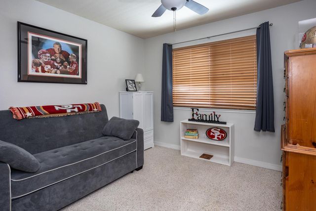 1000 Alden Glen Dr, Tracy, CA 95376