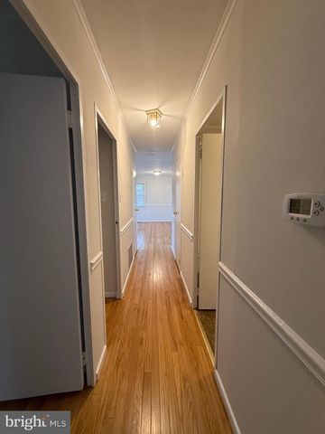 1118 CIRCLE DR, Martinsburg, WV 25401