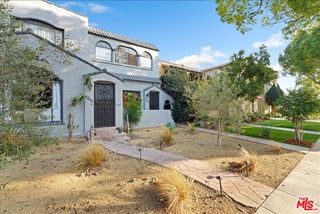 1286 S Cloverdale Avenue, Los Angeles, CA 90019