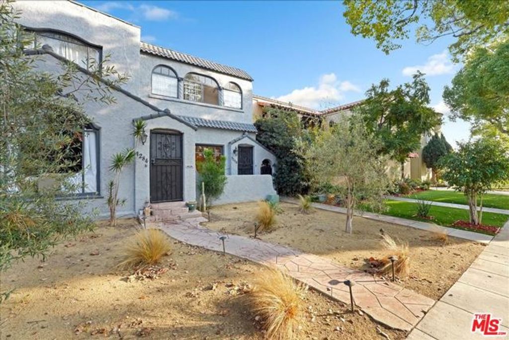 1286 S Cloverdale Avenue, Los Angeles, CA 90019