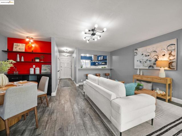2106 Otis Dr D, Alameda, CA 94501
