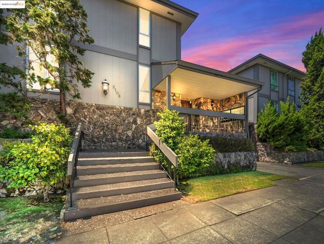 2106 Otis Dr D, Alameda, CA 94501