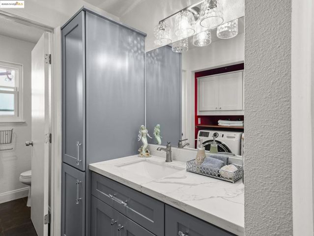 2106 Otis Dr D, Alameda, CA 94501