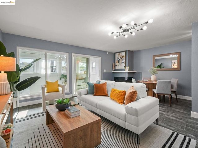 2106 Otis Dr D, Alameda, CA 94501