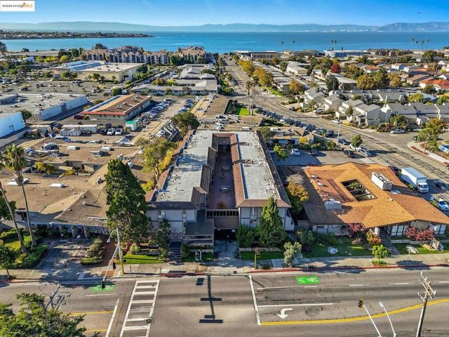 2106 Otis Dr D, Alameda, CA 94501