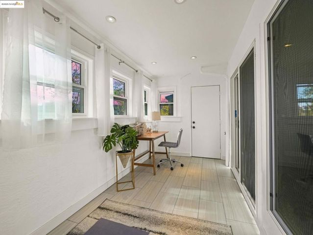 2106 Otis Dr D, Alameda, CA 94501