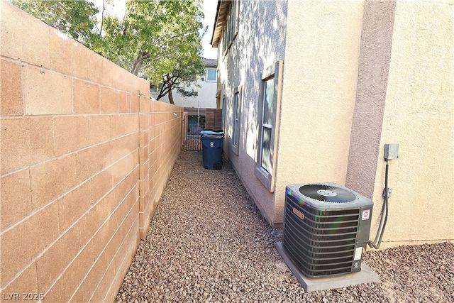 6206 STANDING ELM Street, North Las Vegas, NV 89081