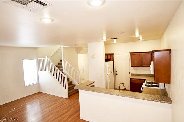 6206 STANDING ELM Street, North Las Vegas, NV 89081