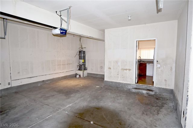 6206 STANDING ELM Street, North Las Vegas, NV 89081