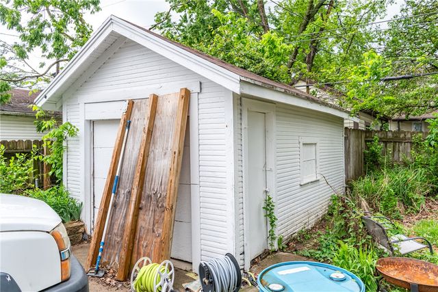 2133 S Smithville Road, Dayton, OH 45420