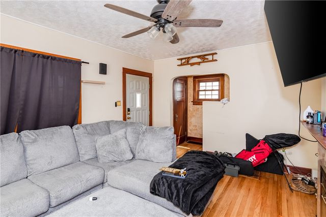 2133 S Smithville Road, Dayton, OH 45420