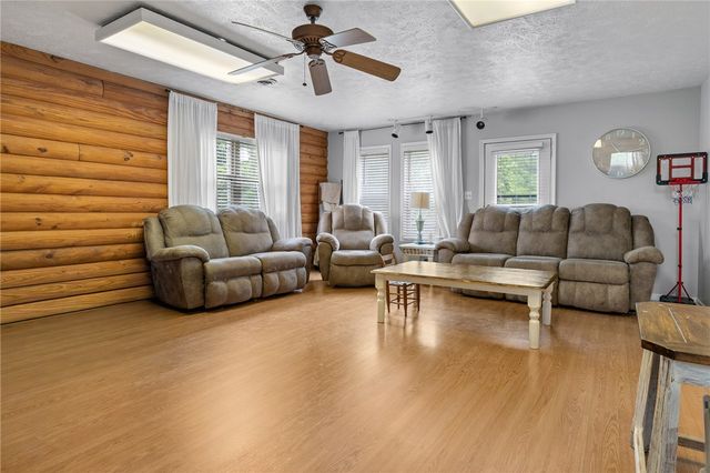 2516 Sansing Hollow Road, Harrison, AR 72601