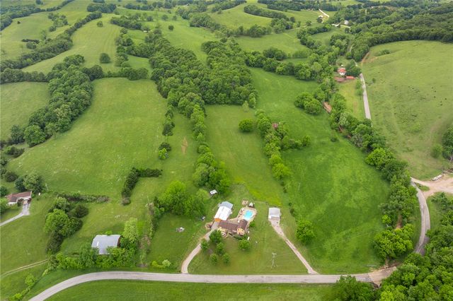 2516 Sansing Hollow Road, Harrison, AR 72601