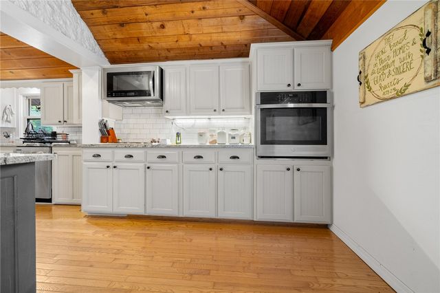 2516 Sansing Hollow Road, Harrison, AR 72601