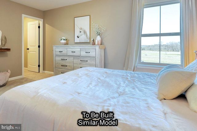 150 OLD TULPEHOCKEN RD, Birdsboro, PA 19508