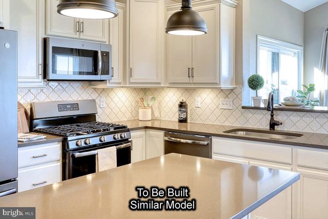 150 OLD TULPEHOCKEN RD, Birdsboro, PA 19508