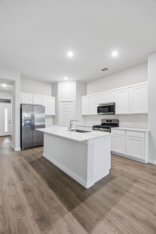 4202 Zoe Lane, Farmersville, TX 75442